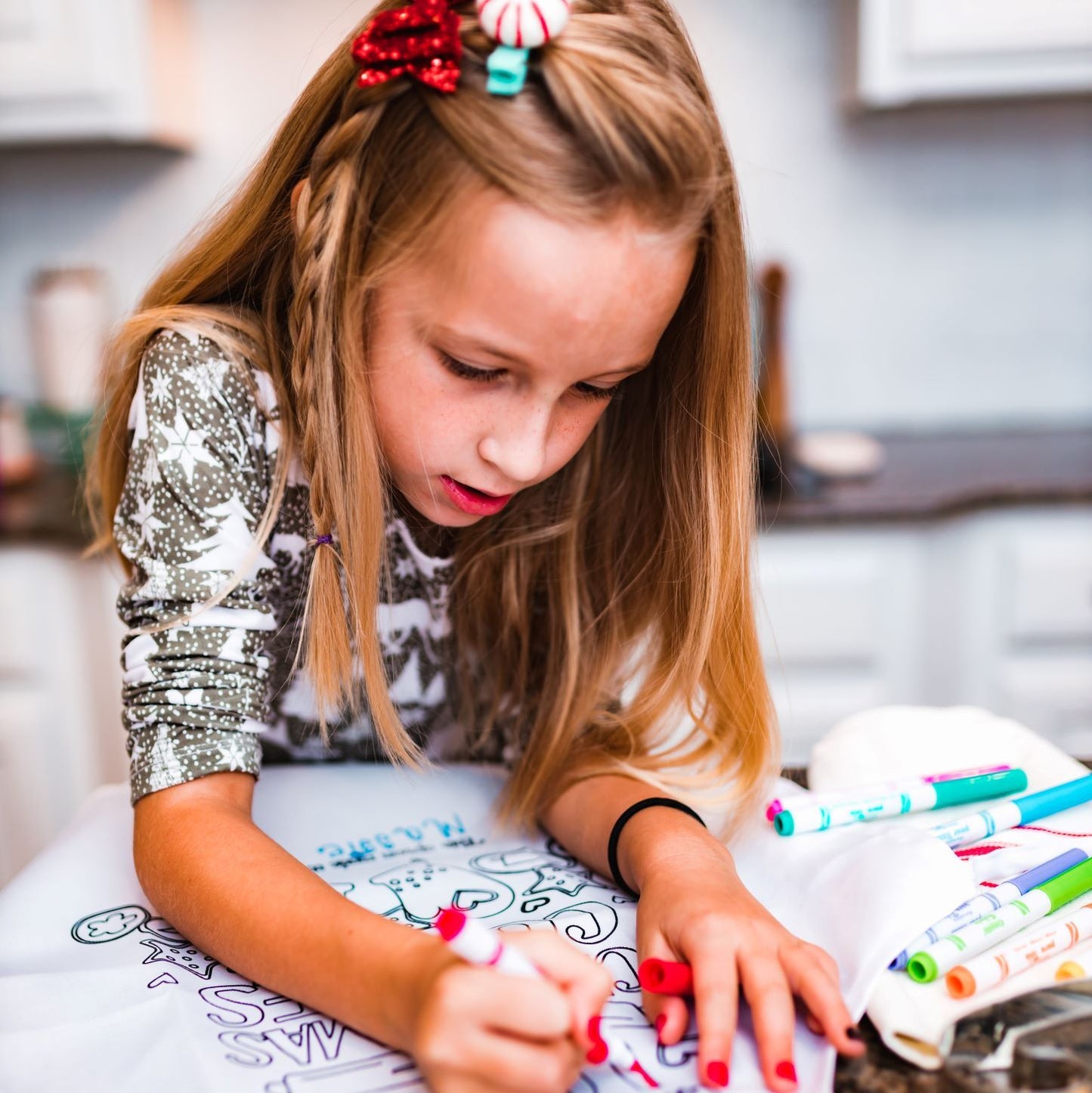 Kringle Krate Christmas Store Personalized Apron - Christmas Craft for Kids